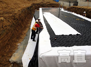 5. 透水不織布舖設